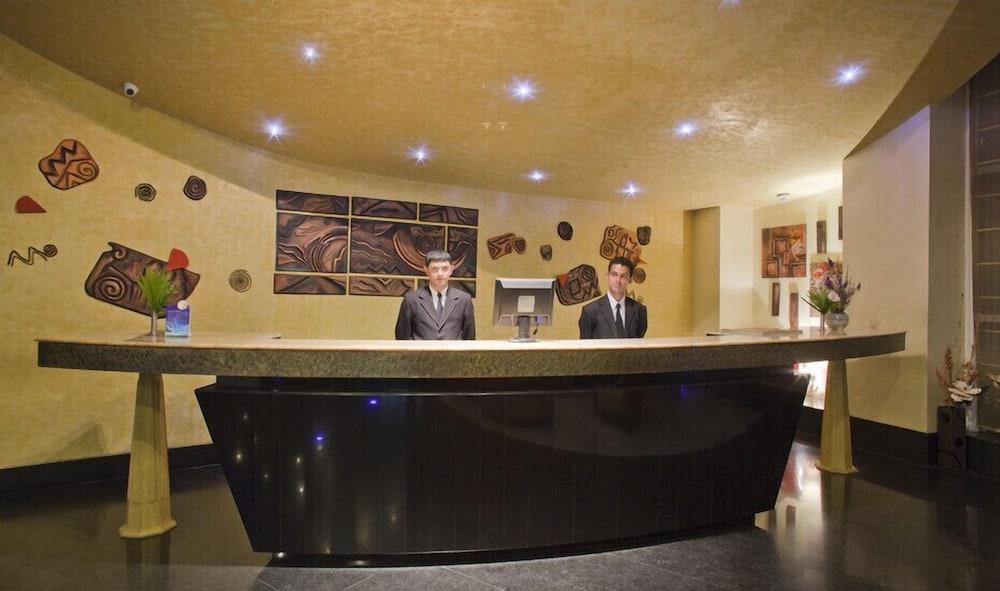 Отель K C Residency Katra Экстерьер фото