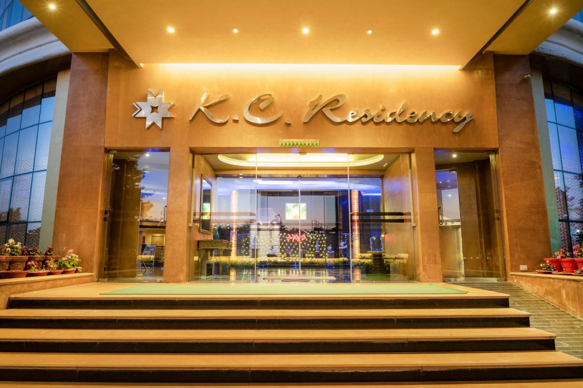 Отель K C Residency Katra Экстерьер фото