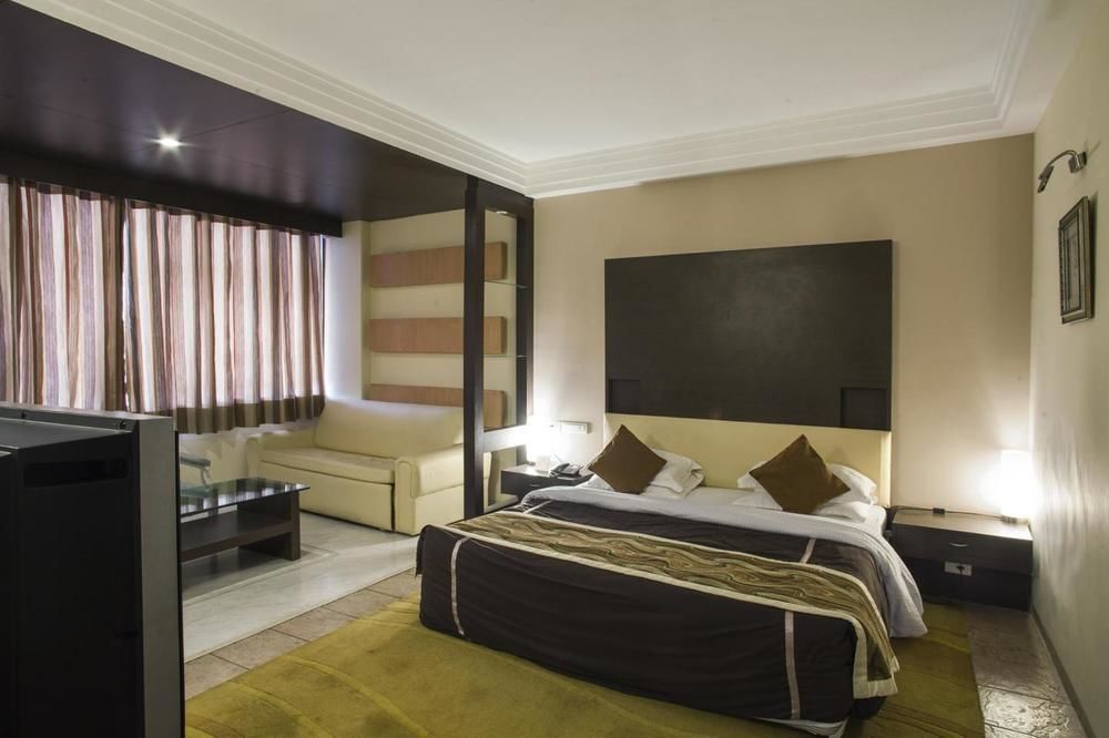 Отель K C Residency Katra Экстерьер фото