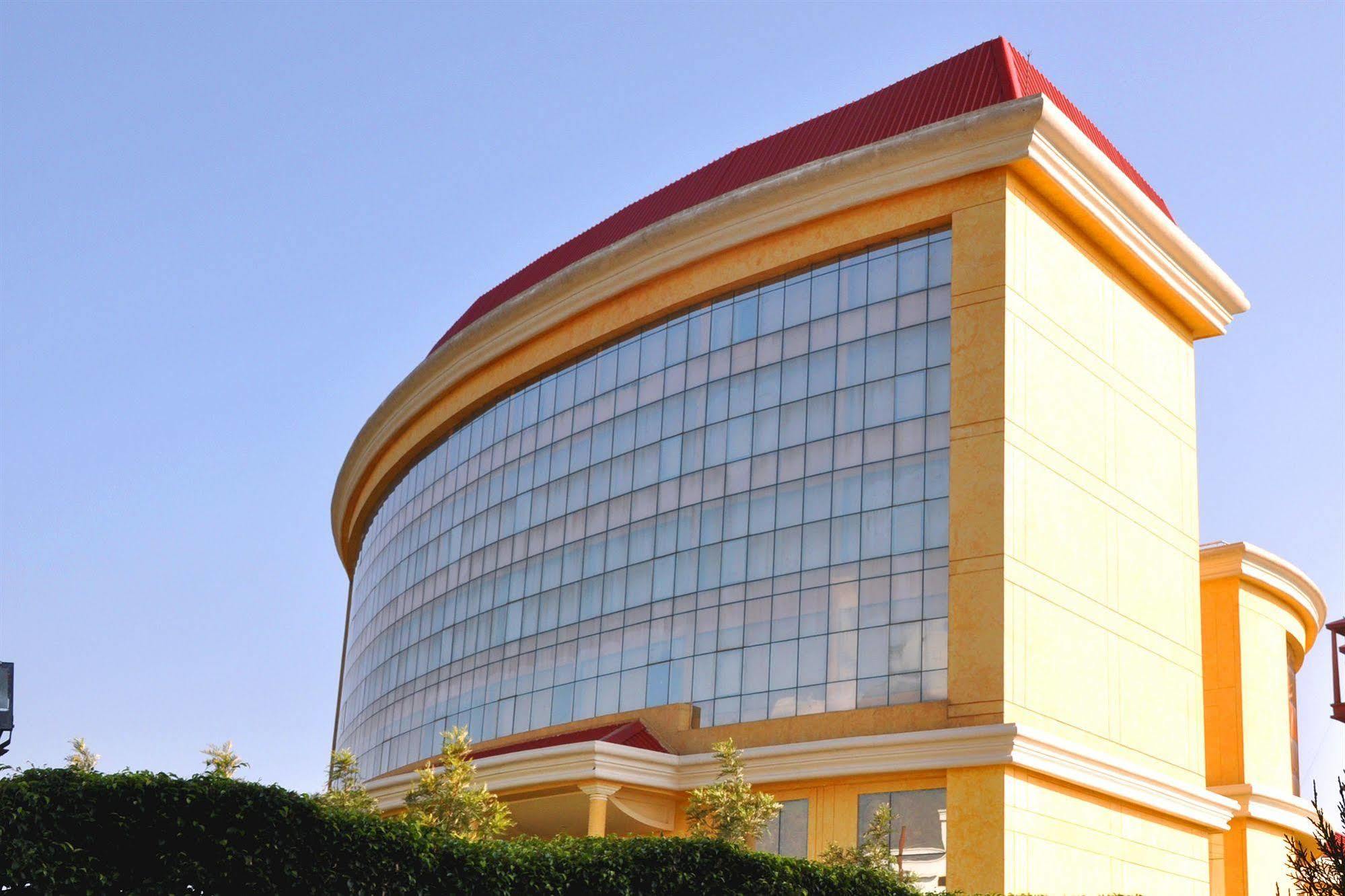 Отель K C Residency Katra Экстерьер фото