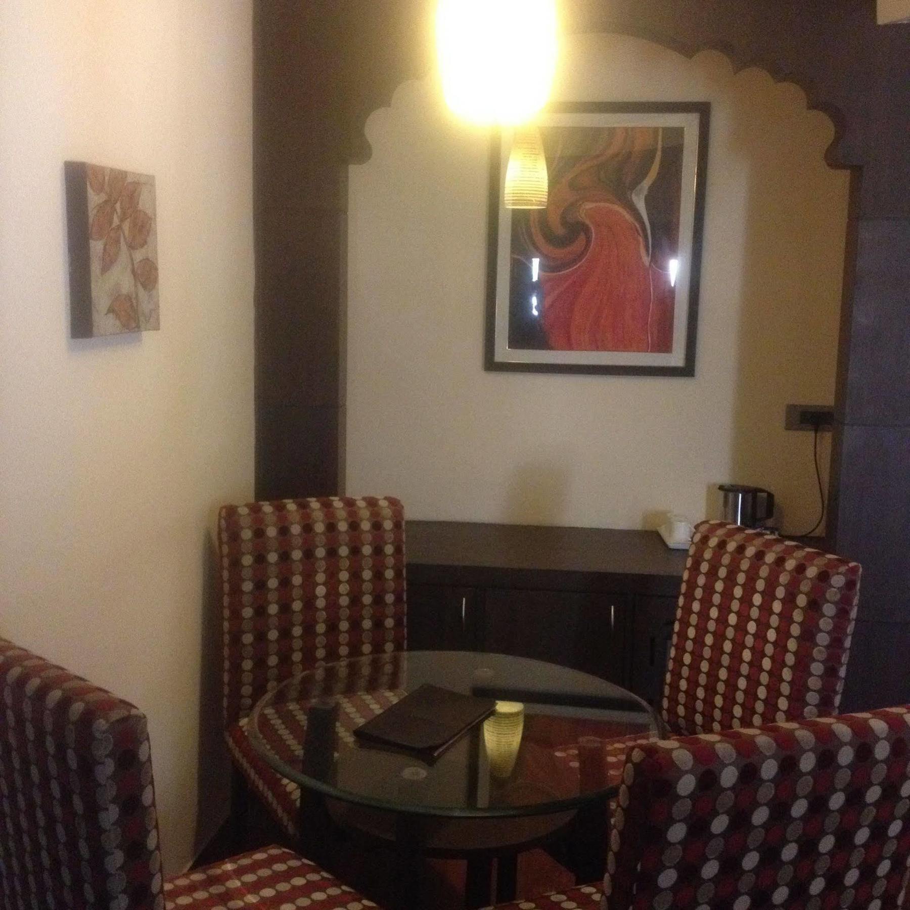 Отель K C Residency Katra Экстерьер фото